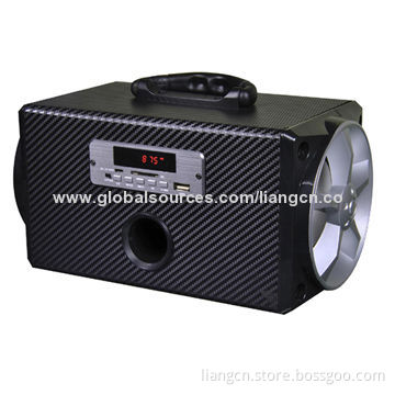 Modern design portable wooden speaker FM radio with Bluetooth optional